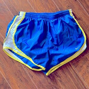 Nike Dri-fit women’s running shorts—like new